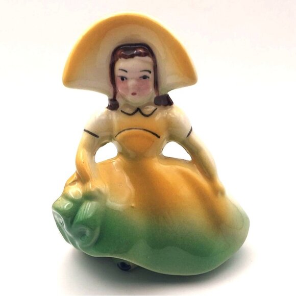 Vintage Southern Belle Ceramic Planter MCM 1950s Gone With The Wind Style - Picture 1 of 7